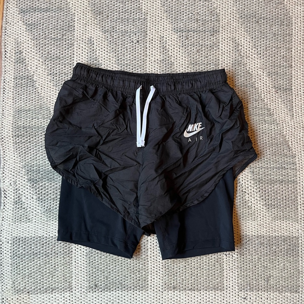 Nike lined shorts